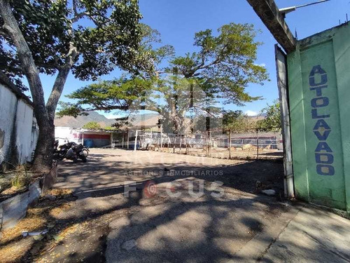 Imagen 10 de 14 de Estación De Gasolina En La Entrada Carabobo Fofc-057