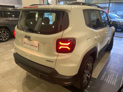 Imagen 20 de 25 de Jeep Renegade 2023 H