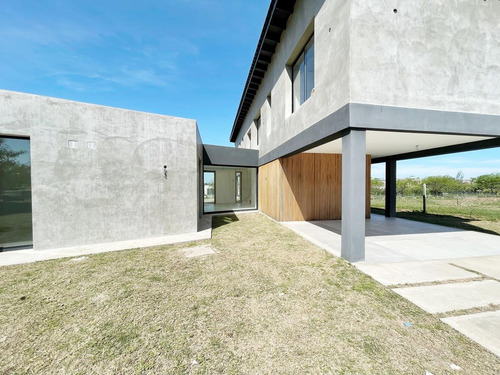 Imagen 3 de 18 de Casa En Venta San Matias 6 Ambientes Vista A Laguna
