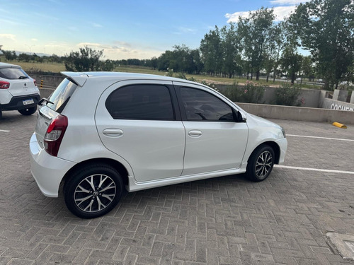 Toyota Etios 1.5 Xls At