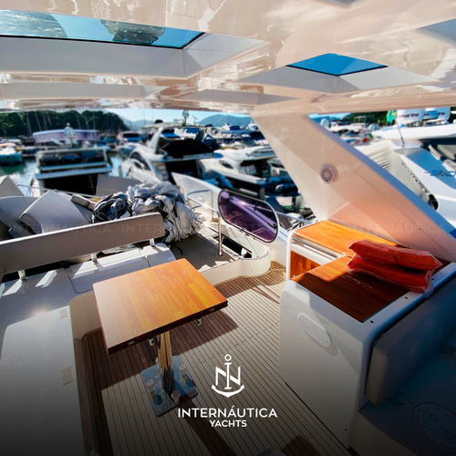 Lancha Azimut 60 Fly 2014 Intermarine Ferretti Schaefer