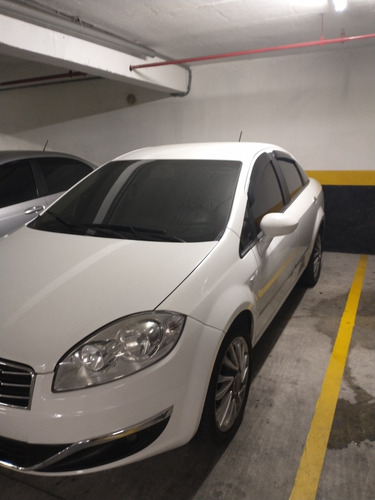 Imagem 1 de 6 de Fiat Linea 2016 1.8 16v Absolute Flex Dualogic 4p