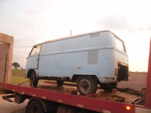 Imagem 6 de 15 de Kombi Vw Van Corujinha 1975 Furgão P/ Restaurar Raro Modelo