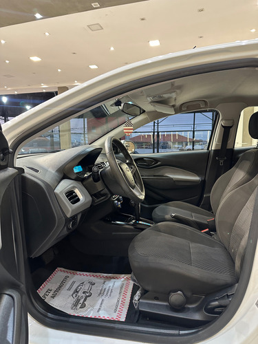 Chevrolet Onix 1.4 Activ Aut. 5p