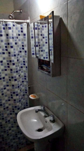 Departamento De Dos Ambientes Y Cabaña A Terminar