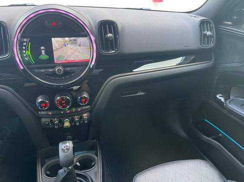 Imagen 11 de 15 de Mini Countryman 1.5 Hibrido All4