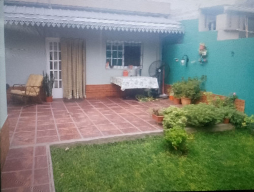 Muy Buena Casa 3 Amb. 2 Baños Gje + Dto. 2 Amb.