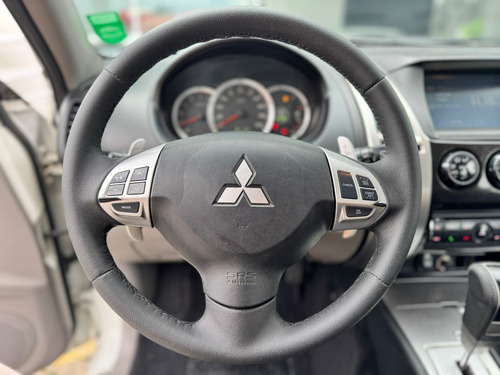 Mitsubishi Pajero Dakar 3.2