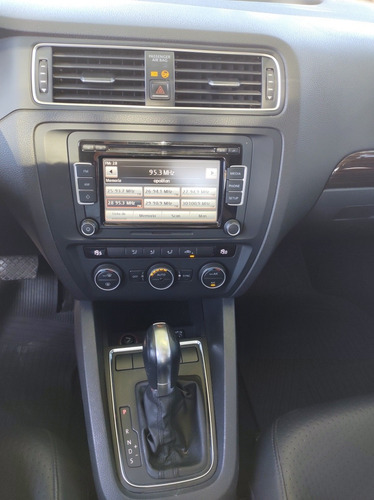 Volkswagen Vento 2.5 Luxury 170cv Tiptronic 2015