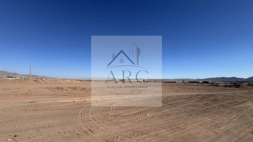 Se Arrienda Terreno De 5000 M² En Sector De La Negra