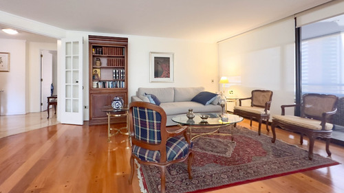 Inserto En Parque Privado. Un Sueño, 4 Dorm, 2 Estac Metro