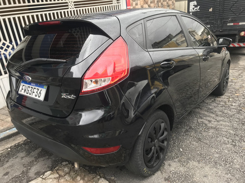Ford Fiesta 1.5 S Flex 5p