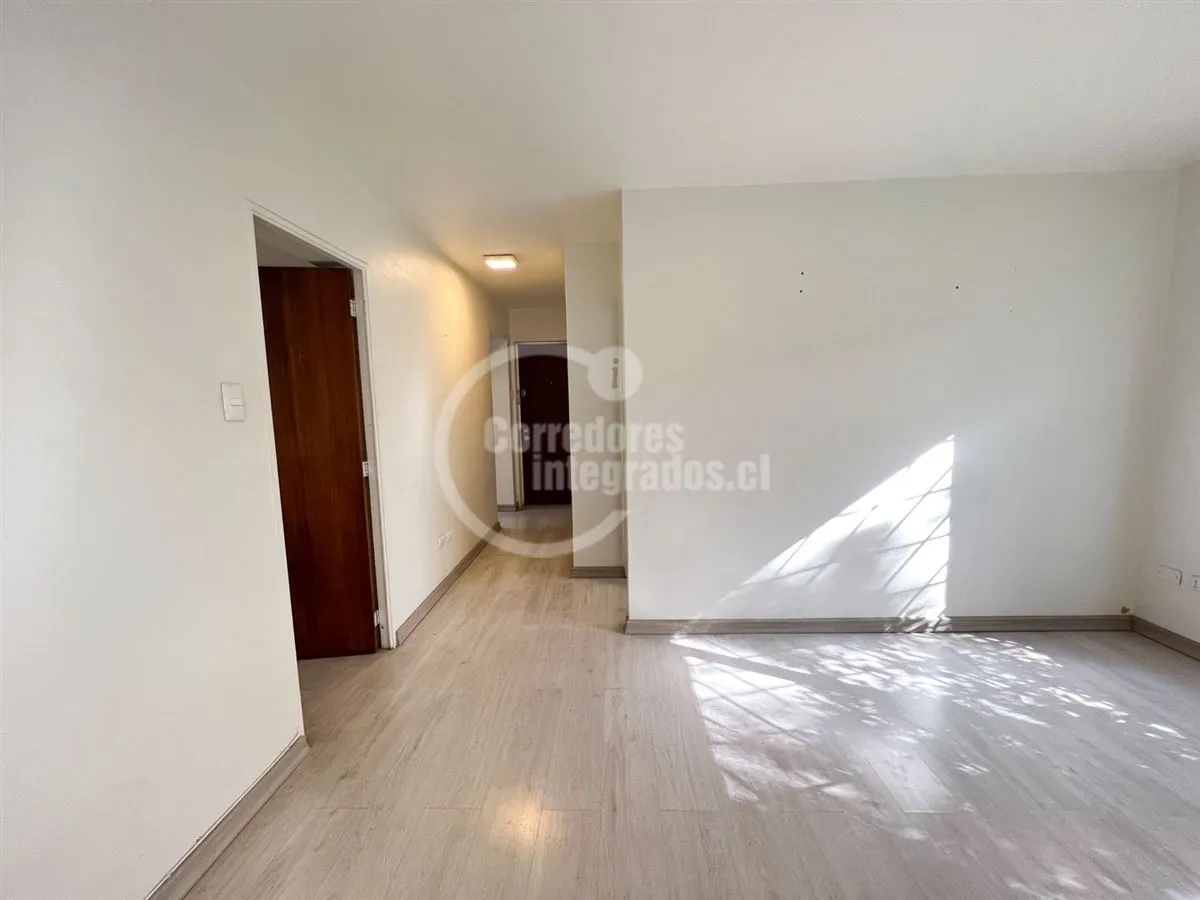 Imagen 5 de 15 de Departamento En Arriendo En Providencia