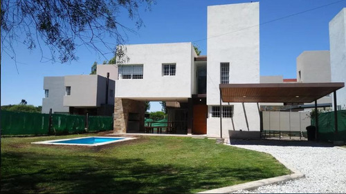 Casa En  Alquiler Temporal, Villa Allende Golf