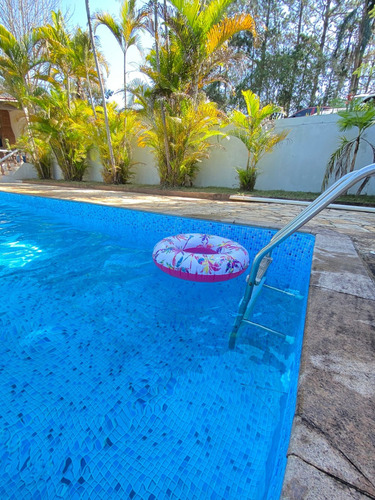 Chácara Em Porangaba Com 20 Mil Metros Quadrados Com Piscina De 10 Metros Por 5, Rio Com Água Limpa, Poço Artesiano, Duas Casas , Canil, Galinheiro, Plantação De Frutas, Documento Em Ordem.