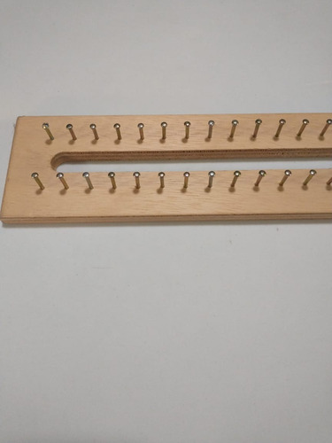 Telar Rectangular De Madera Med. 22 1/2 X 1 1/2 37 Ptas.