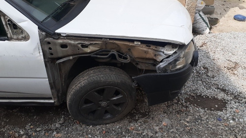 Imagem 5 de 8 de Carro De Passeio