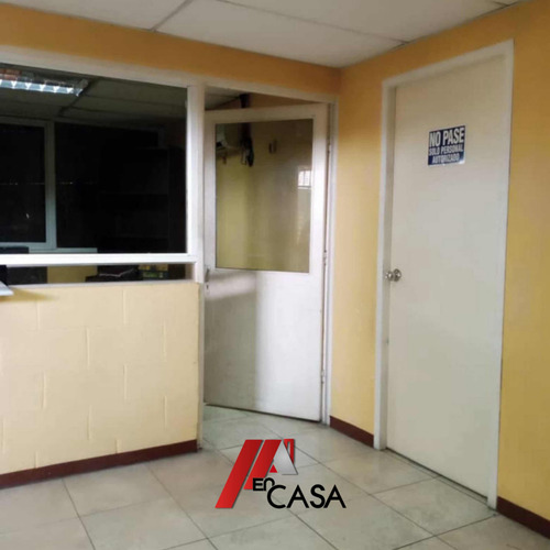 Galpon En Venta Maracaibo.la Pastora. Fácil Acceso Autopista. Negociable