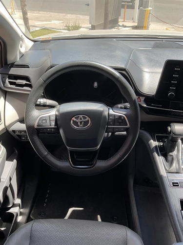 Toyota Sienna 3.5 Limited At