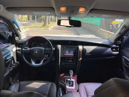 Toyota Sw4 2.8 Srx 177cv 4x4 7as At 2016