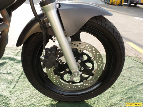 Imagen 10 de 15 de Suzuki Gs-500