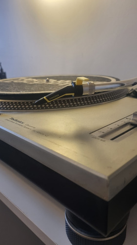 Pick-up Technics Sl 1200 Mk2 Com Case Cromada Prateado