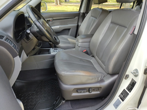Imagen 14 de 15 de Hyundai Santa Fe 2010 2.2 Gls Premium 5as Crdi 6at 4wd
