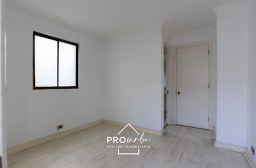 Departamento En Venta De 4 Dorm/190 M2/sector Golf/esc.milit