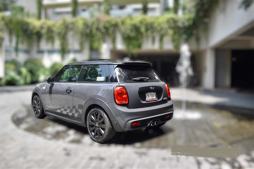 Imagen 5 de 13 de Mini Cooper S 2017 Hot Chili Mas Equipado