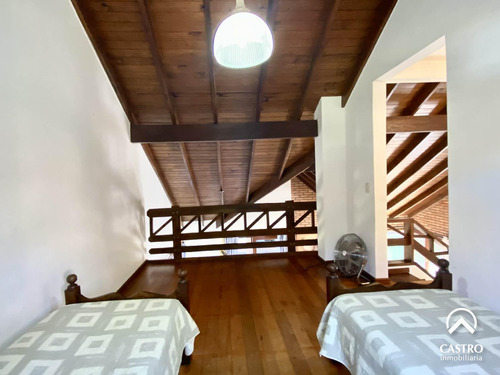 Chalet En Venta - Country Club Chumamaya, Villa De Merlo