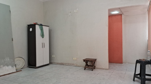 Aluga-se Kit Net Sala. 81 996980135