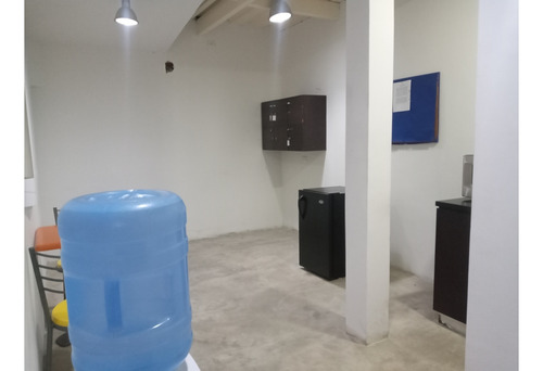Centro De Producción En Alquiler En El Viñedo Mc-8370085