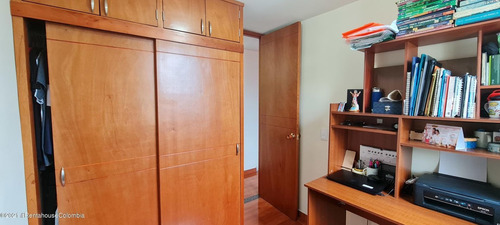 Imagen 9 de 14 de Apartamento En Senorial(envigado) Rah Co: 22-716