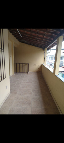 Casa De Vila À Venda Na Rua Roque Barbosa, Bangu, Rio De Janeiro - Rj - Liv-11786