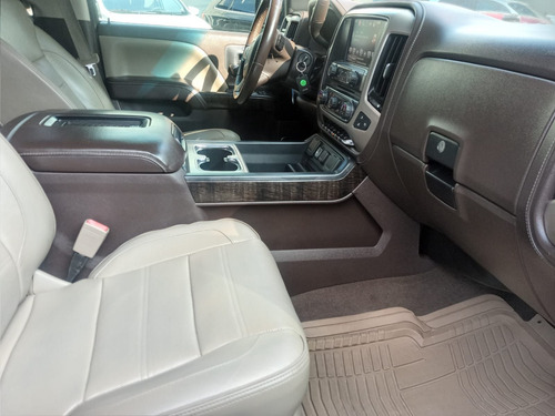 Imagen 11 de 15 de Gmc Sierra 2016 6.2 Denali Crew Cab Piel 4x4 At