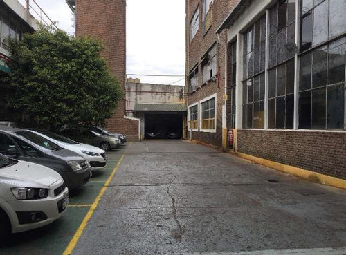 Planta Con Potencial Industrial Y Logístico En Venta | Perdriel 1869, Barracas, Caba | 15.975 M²