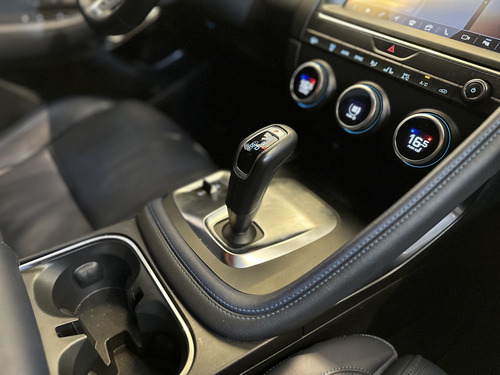 Jaguar E-Pace 2.0 16V P300 GASOLINA R-DYNAMIC SE AWD AUTOMÁTICO