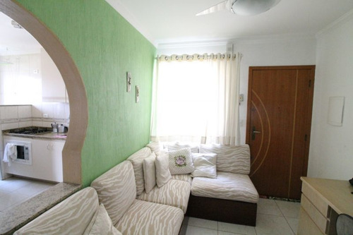 Imagem 3 de 9 de Apartamento - Ref: 4879