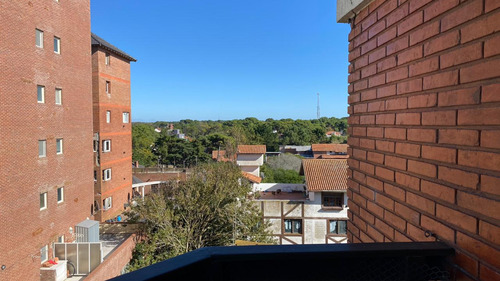 Departamento Dos Ambientes En Venta Pinamar