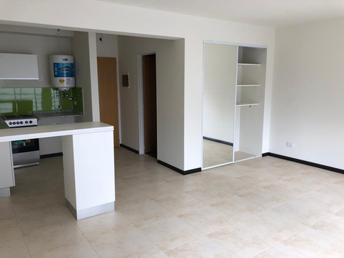 Departamento Monoambiente En Venta - 1 Baño - 38mts2 - Morón