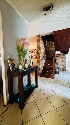 Se Vende Encantadora Casa En Altos De Quilicura