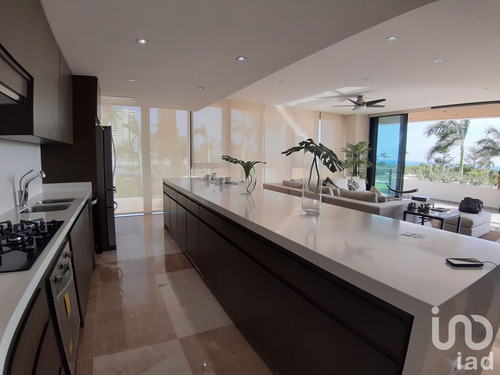 Venta Departamento 3 Ambientes Zona Hotelera