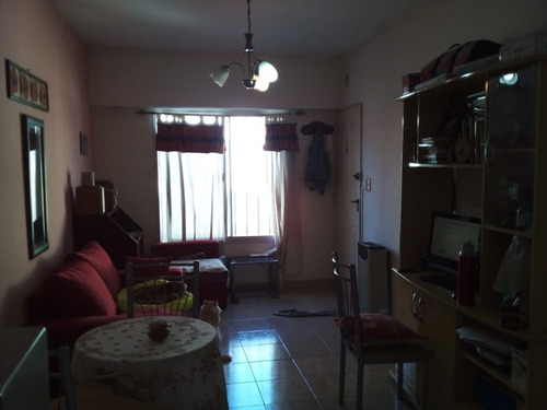 Imagen 4 de 13 de Departamento De 2 Ambientes En Venta - Villa Luzuriaga