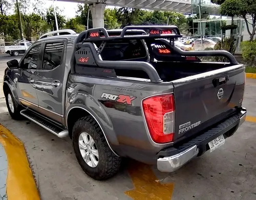Nissan Frontier 4.0 Pro-4x V6 4x2 At