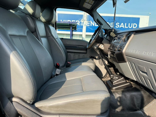 Imagen 11 de 18 de Ford F-350