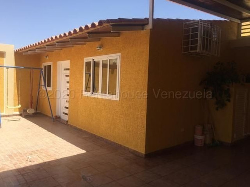 Imagen 3 de 9 de Casa En Venta Ubicada En La Puerta Maraven