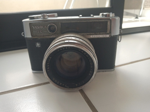 Camera Antiga - Máquina Fotográfica Yashica 1c Lynx 14e