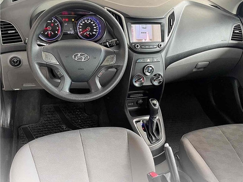 Imagem 5 de 10 de Hyundai Hb20 1.6 Comfort Plus 16v Flex 4p Automático