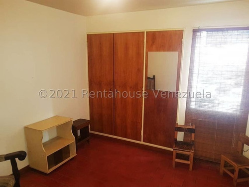 Imagen 14 de 19 de Los Chorros Cod Mls# 22-1981 Liz Mendez Telf 0412-0984534