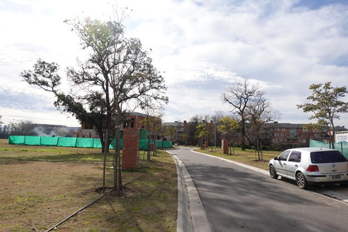 Imagen 18 de 24 de Lote En Venta En Excelente Barrio Cerrado La Clementina En La Mejor Zona Del Jockey. San Isidro.